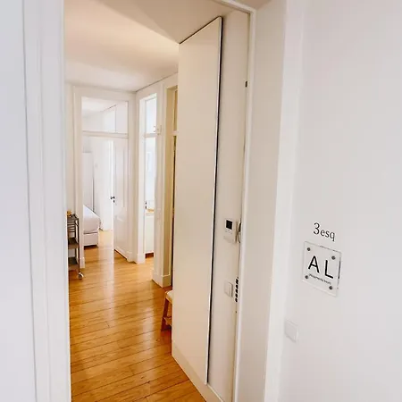 Stylish Alfama | River Views By The Se *