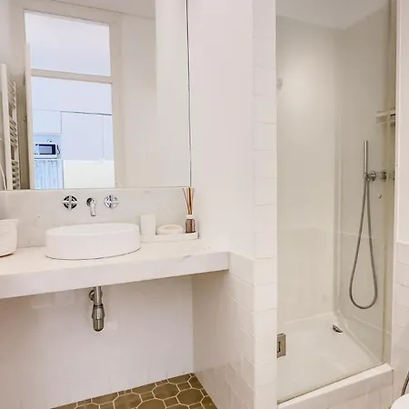 Daire Stylish Alfama | River Views By The Se Lisboa